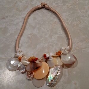 Beach shells necklace